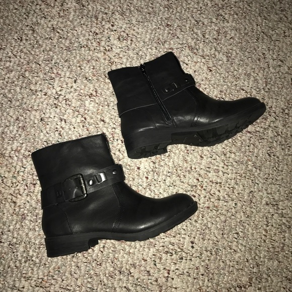 Relativity Shoes - NWOT Black Boots!
